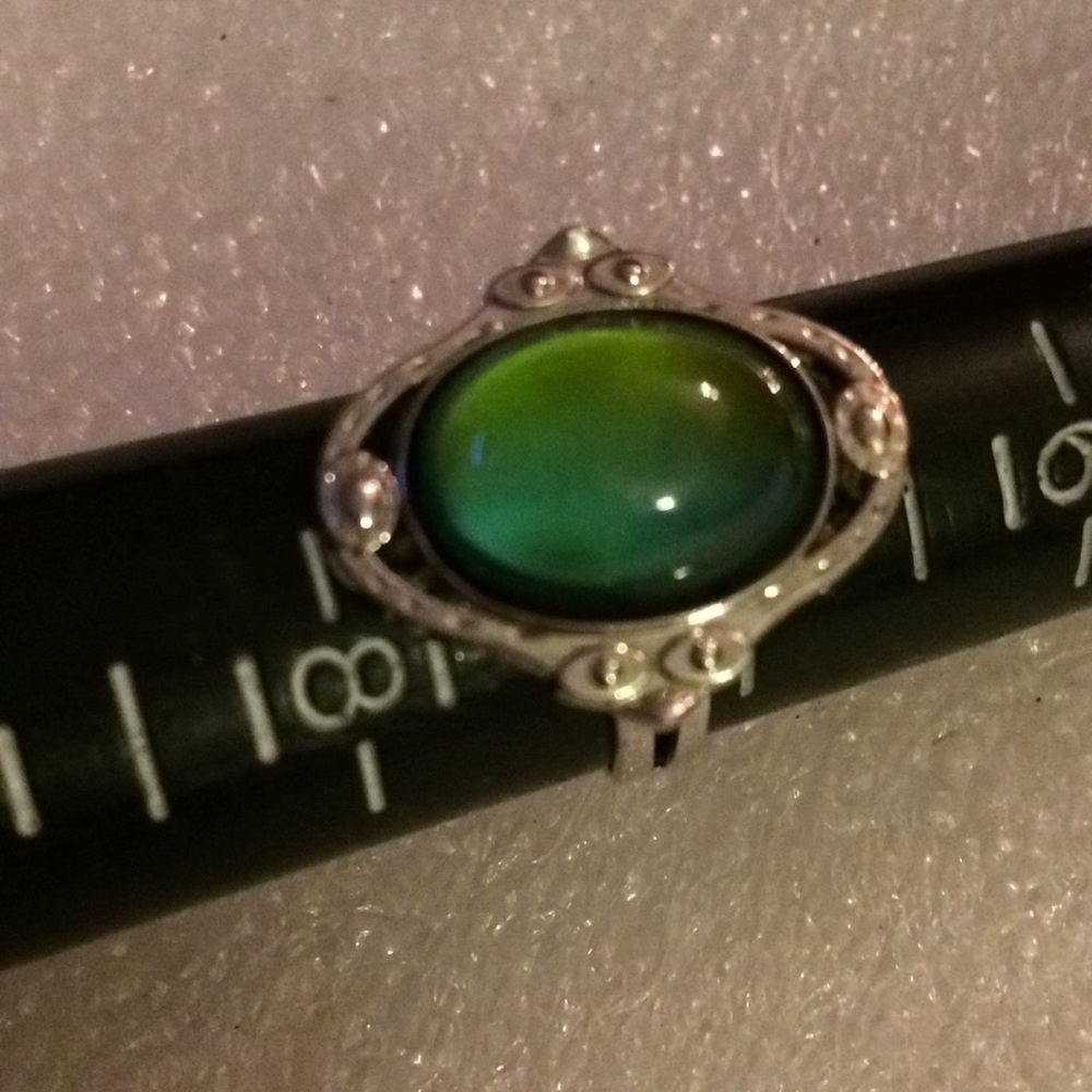 Mood ring - Picture 5 of 6
